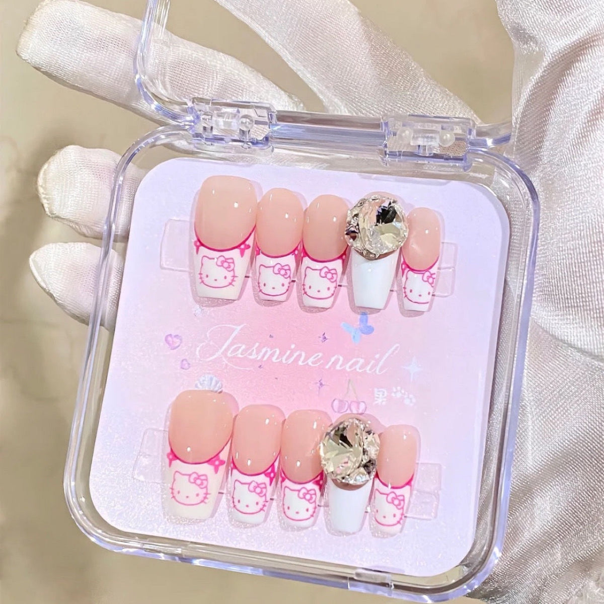 TEN PIECES OF HANDCRAFTED PRESS ON NAIL