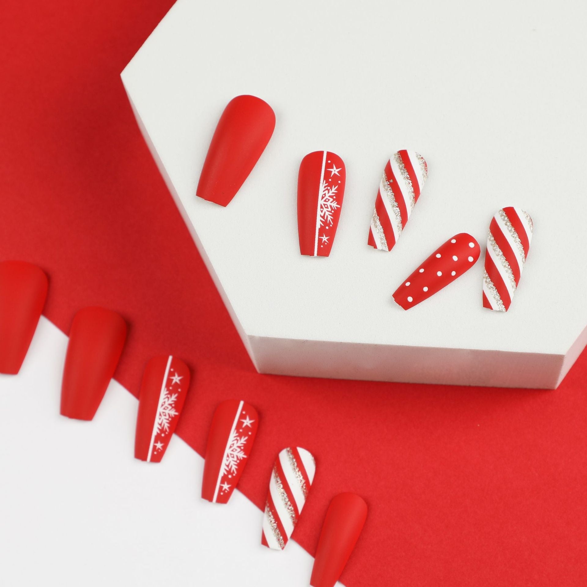 24PCS MEDIUM COFFIN CHRISTMAS NAILS